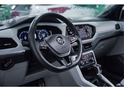 Volkswagen T-Cross 1.4 250 TSI TOTAL FLEX HIGHLINE AUTOMÁTICO