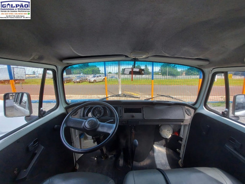 Vw Kombi Passageiro/lotação - (2006)