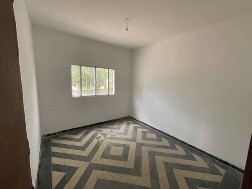 Venta De Padron Con Cuatro Casas En La Teja.