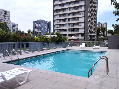 Arriendo Amplio Departamento 1d 1b Y Bod San Miguel