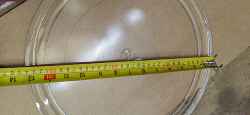 Plato Para Horno De Microondas De 34cms Con Trebol. (Usado)
