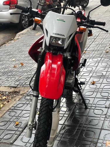 Imagen 2 de 8 de Honda Xr 250 Tornado