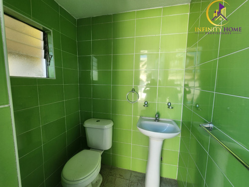 Hermosa Casa Con Piscina En Alto El Manzano Til-til.