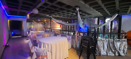 Imagen 9 de 30 de Venta Salon Fiestas Y Confit. Bailable Con Parque