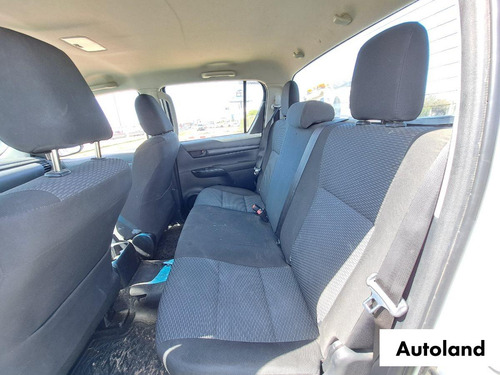 Imagen 16 de 22 de Toyota Hilux 4x4 Sr 2.7 2018 Impecable! - Autoland