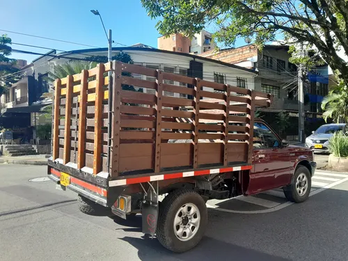 Mazda B2600 2.6 B2600