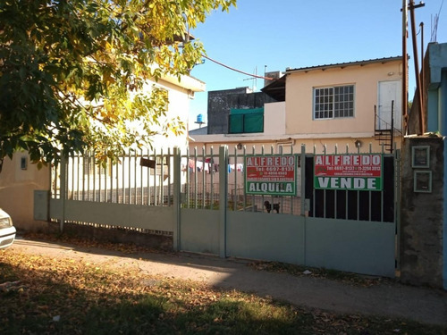 Casa Con 2 Departamentos En Venta - Nuevo Valor - Libertad