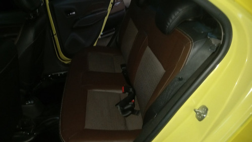 Imagem 8 de 12 de Chevrolet Cobalt