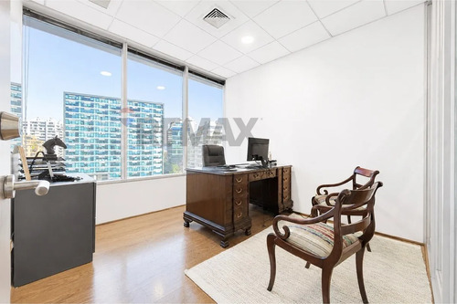Oficina Plug & Play 189m² Rosario Norte