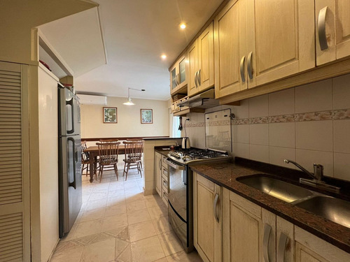 Venta Casa 6 Ambientes 600 M2- Castelar Norte