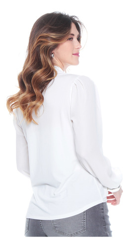 Blusa Wados Solida Scote V Con Cierre En Bolsillos