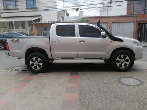 Toyota Hilux 2.500 Cc 4x4