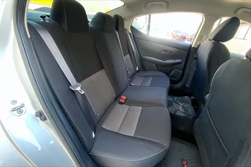 Nissan Sentra 4P ADVANCE L4/2.0 AUT