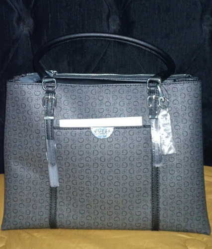 Cartera Guess