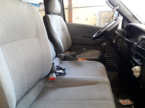 Kia - Besta Grand