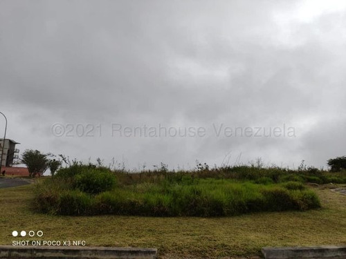 Imagen 6 de 6 de Terreno En Venta Loma Linda Mls #23-755 Estupendo Terreno Con Increible Vista, Envidiable Clima Fresco Y De Montaña, Ubicado En Prestigiosa Urbanizacion