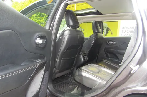 Jeep Cherokee 3.2 Limited