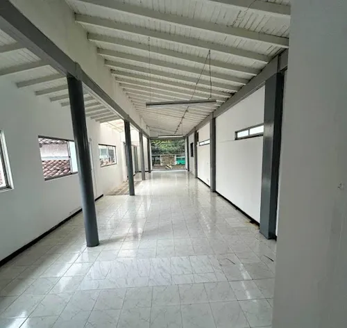 Bodegas En Arriendo Patio Bonito 643-8292267
