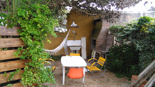 Casa 4 Ambientes Con Jardin Parrilla Cochera- Santa Teresita