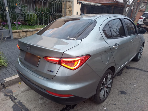Imagen 7 de 20 de Fiat Cronos 1.8 16v Precision At6 Pack Premium
