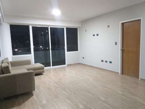 Se Alquila Excelente Apartamento En Conjunto Residencial Atlantis