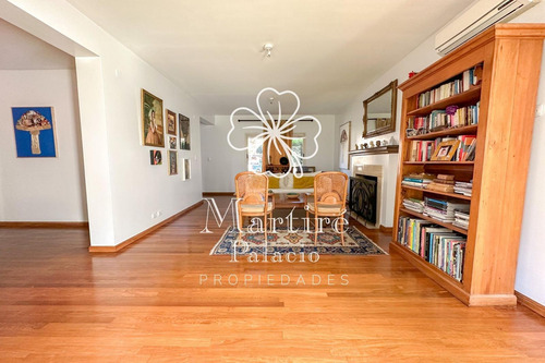 Casa En Venta, 5 Habitaciones, Punta Chica Dentro De Barrio Cerrado