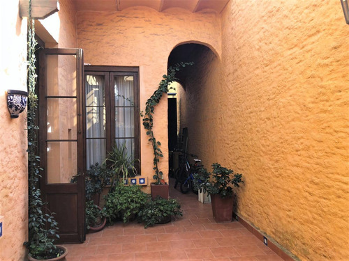 Venta Casa Palermo 3 Dormitorios Patio 2 Cocheras Gran Salón De Reunión Comercial O Vivienda