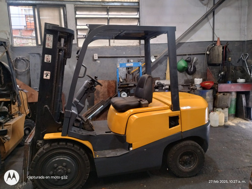 Autoelevador Tcm 3 Tn Gasolero