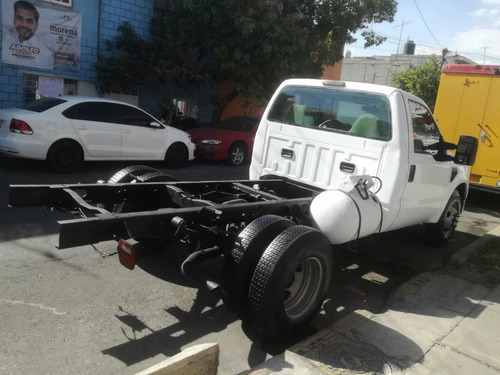 Imagen 5 de 14 de Camioneta Ford F-350 Mod.2010 Austera Gas Lp.