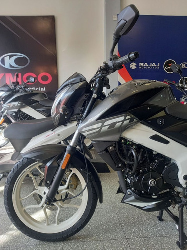 Imagen 2 de 15 de Bajaj Rouser Ns 200 0km Ybr Promo Especial 2023 Tienda