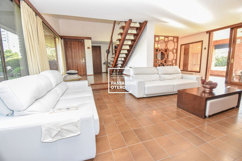 Imagen 4 de 24 de Vende Chalet Playa Mansa Sólida Construcción Gran Parque. (ref: Psd-4800)
