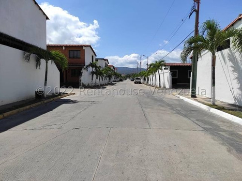Imagen 10 de 17 de Casa En Venta Villa Roca Cabudare 22-17084 Jcg