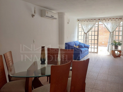 Chalet Los Portales En Nueva Casarapa. Guarenas