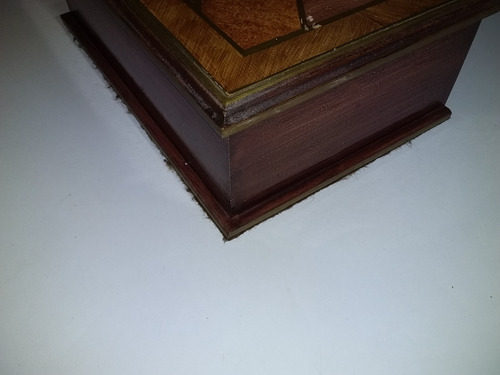 Caja Para Té De 6 Divisiones - Diseño Práctico Y Funcional Marrón (Usado)