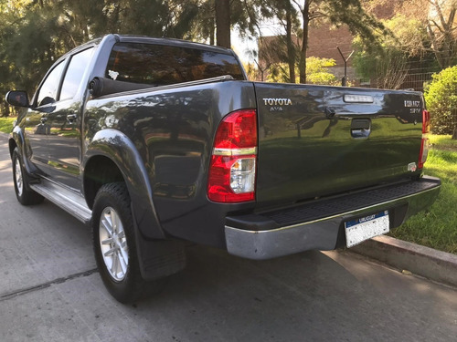 Toyota Hilux Srv