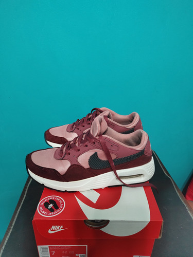 Zapatillas Nike Aire Max Talle 37 (Usado)