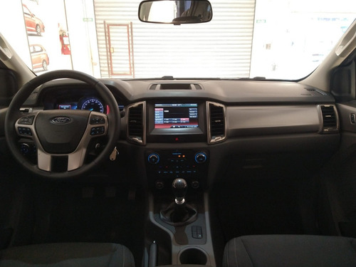 Imagen 9 de 15 de Ford Ranger 3.2 Cd Xlt Tdci 200cv Manual 4x2 2017