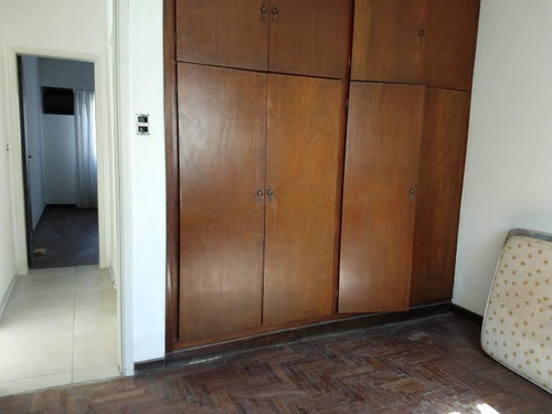 Imagen 8 de 16 de Venta Casa/ph 2 Dormitorios Y Cochera En 16 E/ 39 Y 40- La Plata