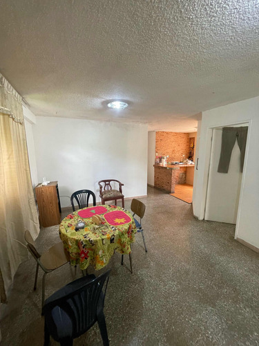 Apartamento Económico Los Teques