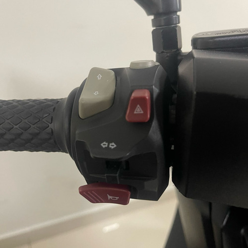 Voge Sr4-pro Usada No Nmax - No Zontes