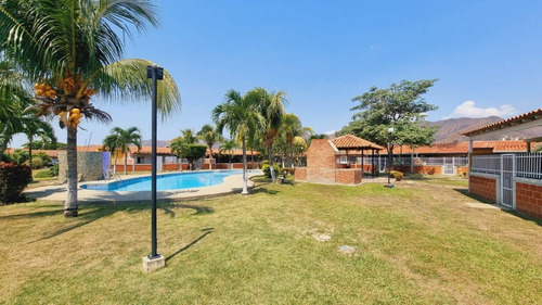 Ac Venta Funcional Casa En Valle De Oro, San Diego Edo. Carabobo Cod. 206190