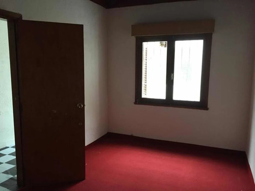 Imagen 10 de 11 de Venta!! Casa 2 Dormitorios, Garaje, La Comercial!!