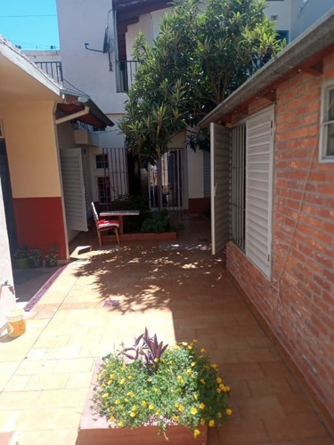 Imagen 3 de 14 de Casa Para 2 Familias En Venta En La Tablada