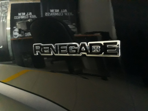 Jeep Renegade Sport 1.8l At6 4x2 - Panamer