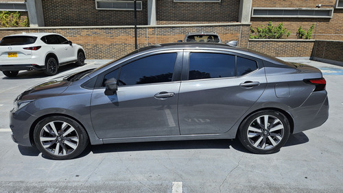Nissan Versa Exclusive