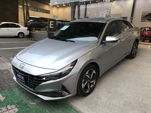 Hyundai Elantra 2023