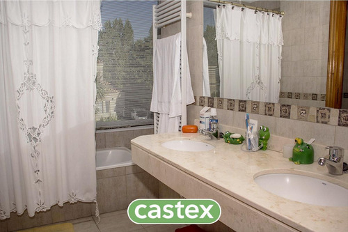 Imagen 15 de 30 de Casa En Venta En La Lomada, Excelente Calidad