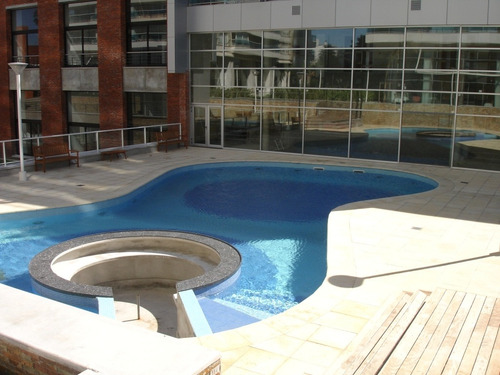 Ap 3 Dorm 3 Baños Vista Despejada Al Mar, Excelente Punto