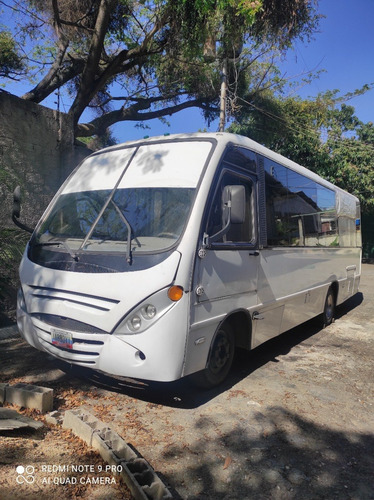 Imagen 1 de 4 de Autobus Npr