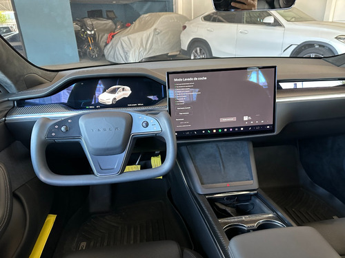 Tesla Model S Plaid